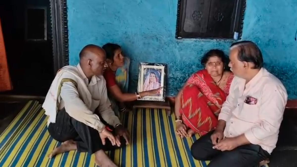 जिला अस्पताल में जच्चा-बच्चा की मौत पर बवाल, परिजनों ने लगाया लापरवाही का आरोप, कलेक्टर-SP से की जांच की मांग