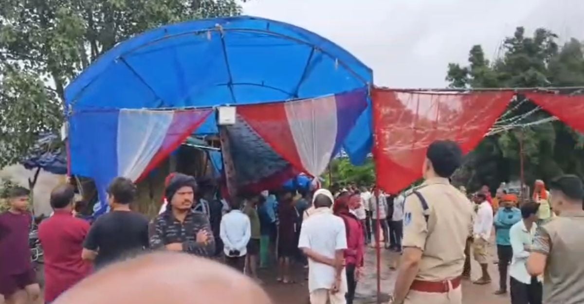 दिल दहलाने वाली घटनाः गणेश पंडाल में फैला करंट, 4 लोगों की मौके पर ही मौत, कई अन्य लोग झुलसे