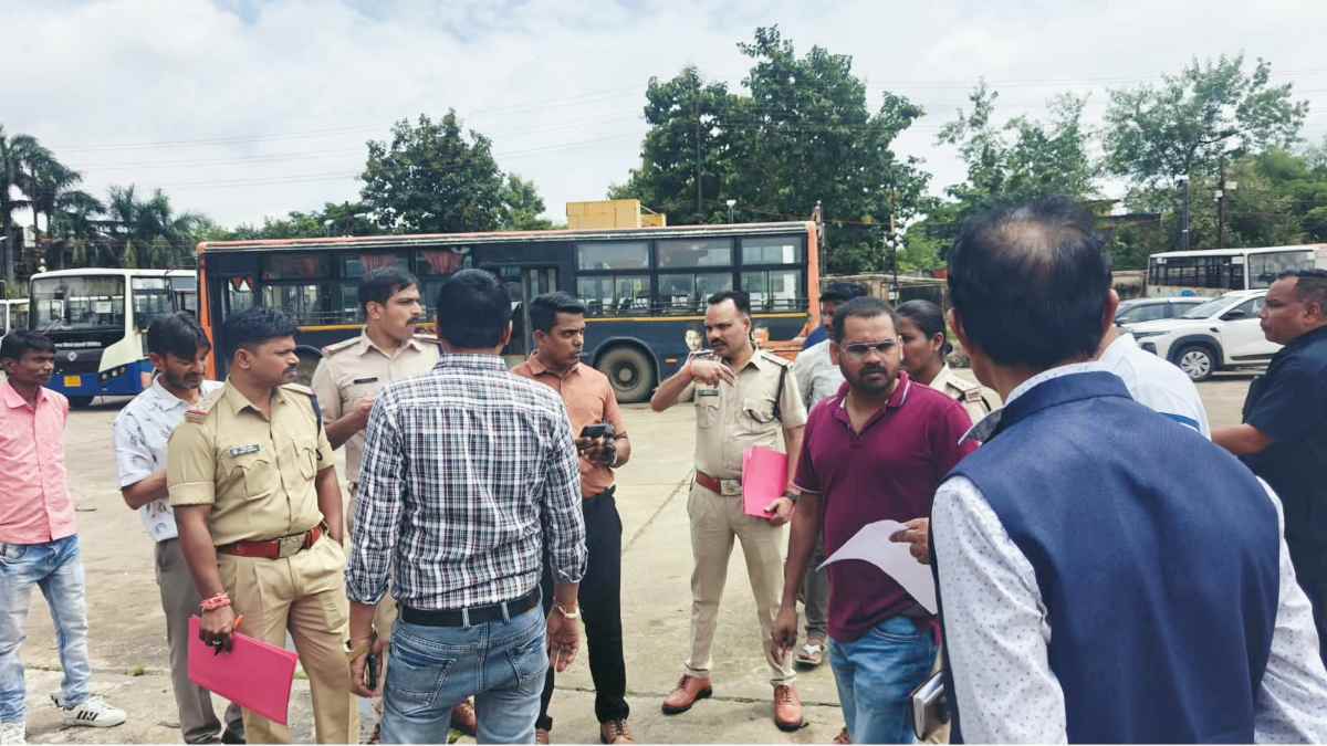 खबर का असर : मंत्रालय बस अग्निकांड के बाद RTO की जांच में कंडम निकली बसें,