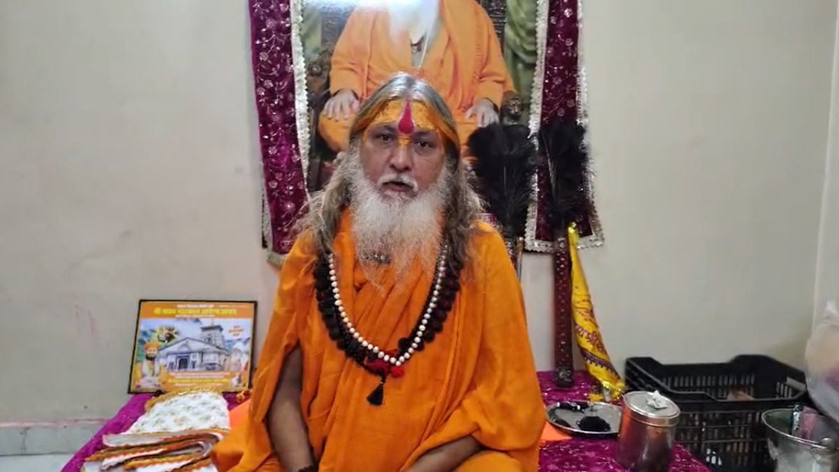 उज्जैन मस्जिद विवाद पर भड़के महंत अनिलानंद महाराजः बोले- ‘उज्जैन को तालिबान बनाने की कोशिश’