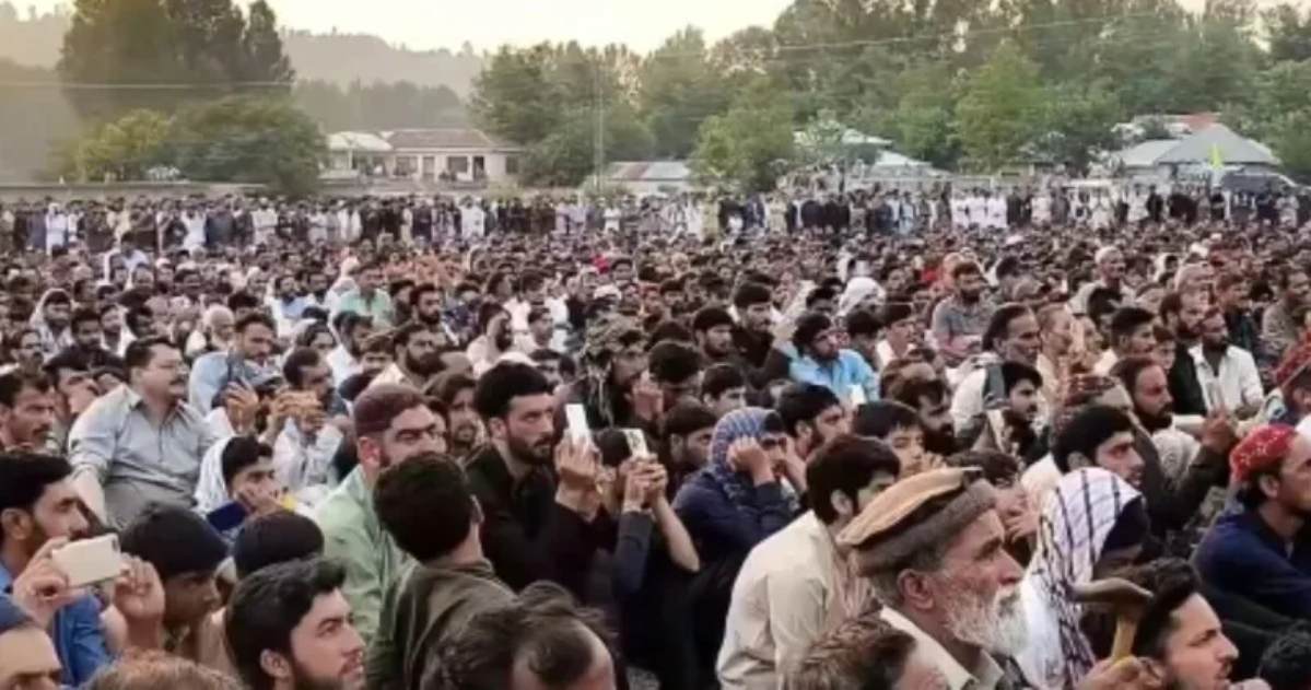 PoK में पाकिस्तान के खिलाफ बगावत और भारत में मिलाने की जिद हुई तेज, पाक सेना को मिली चुनौती