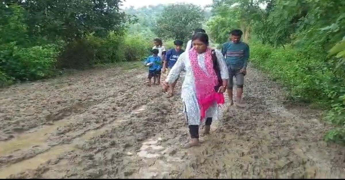 2 किमी दलदल, पहाड़ पर प्रसव! कटनी के ‘गोरी’ गांव में बदहाल सड़क से दो दशकों से जारी ग्रामीणों का संघर्ष