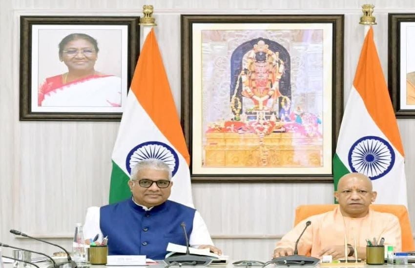 गैस चैंबर बने NCR को बचाने यूपी सरकार का ‘मिशन क्लीन’, सीएम योगी की बैठक से निकला ऐतिहासिक फॉर्मूला