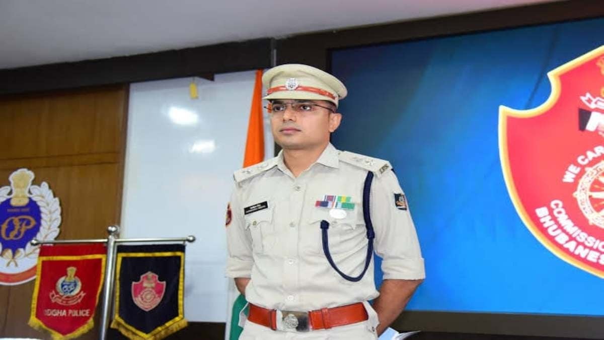 भुवनेश्वर के निवर्तमान डीसीपी जगमोहन मीना को कमिश्नरेट पुलिस ने दी भावपूर्ण विदाई: राष्ट्रपति द्रौपदी मुर्मू ने स्वीकार किया इस्तीफा