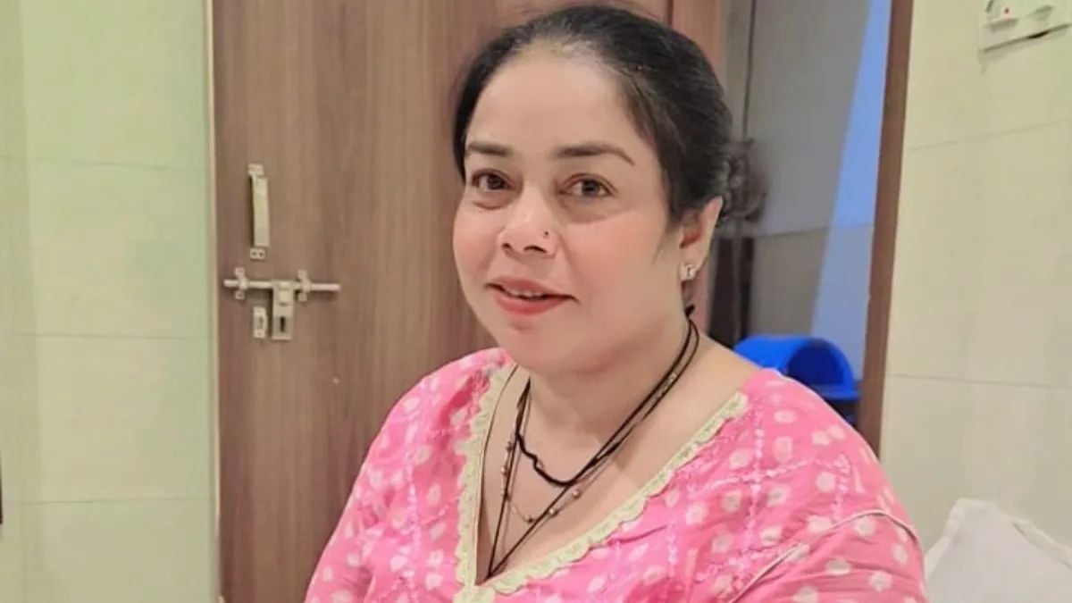 दिल्ली में लेडी नार्को किंगपिन पार्वती गिरफ्तार, घर से चरस और डायल्यूटेड ड्रग्स बरामद; लग्जरी SUV भी जब्त