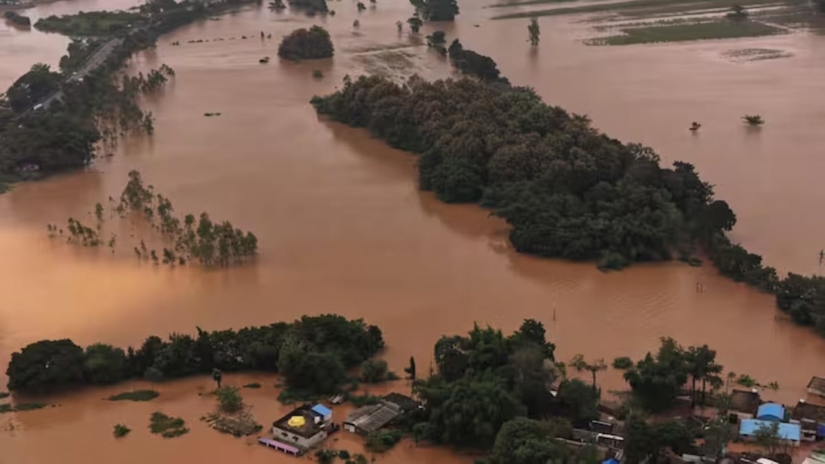 महानदी में बाढ़ का खतरा: खुर्दा, कटक, पुरी और जगतसिंहपुर के निचले इलाकों पर अलर्ट जारी