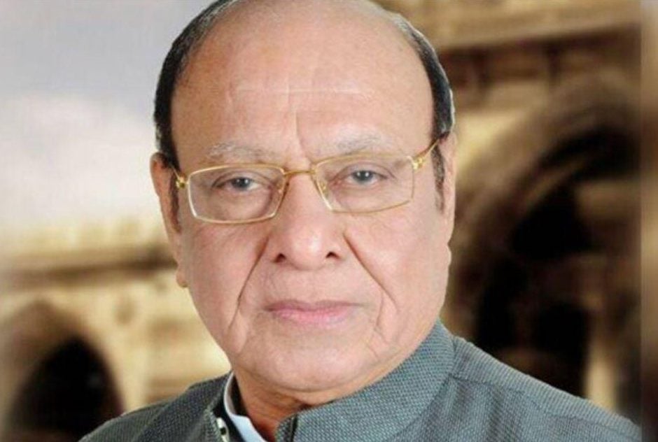 गुजरात राजनीति: 9 साल बाद फिर कांग्रेस का हाथ थाम सकते हैं पूर्व सीएम शंकरसिंह वाघेला