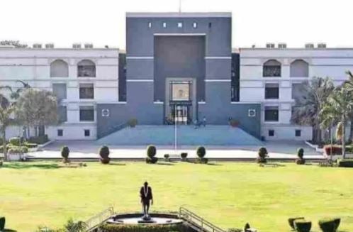 शिकायत दर्ज कराने गए किसानों को पुलिस ने पीटा, IG और SP समेत 11 अधिकारियों को हाईकोर्ट का नोटिस