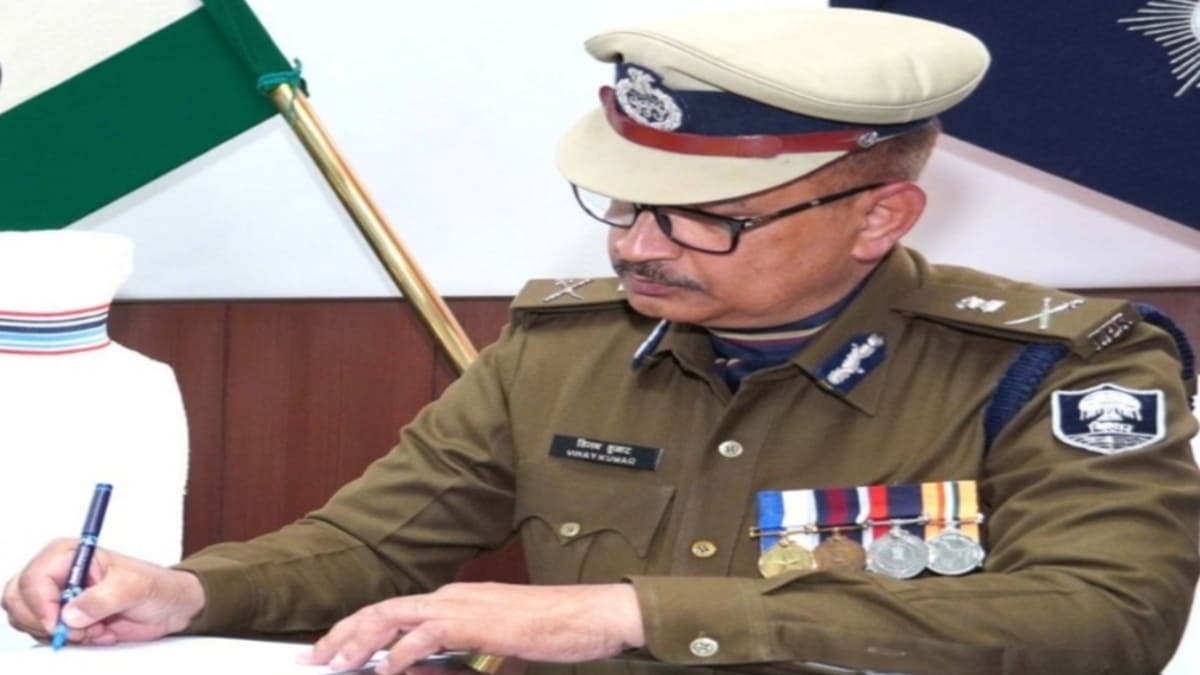 विनय कुमार बने बिहार के नए मुख्य सूचना आयुक्त, 24 घंटे में मंजूर हुआ था VRS, राज्यपाल दिलाएंगे शपथ