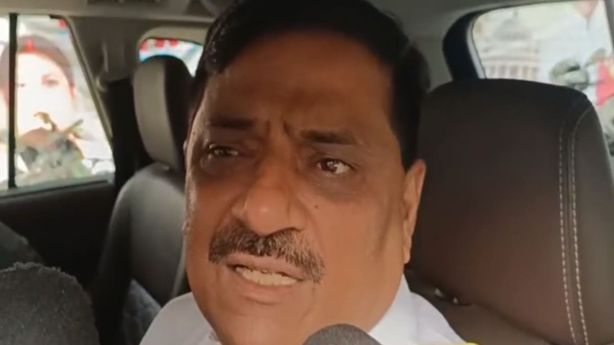 संवैधानिक संस्थाओं पर वार करने वाले खुद संविधान को कर रहे तार-तार – संजय झा का विपक्ष पर तीखा हमला