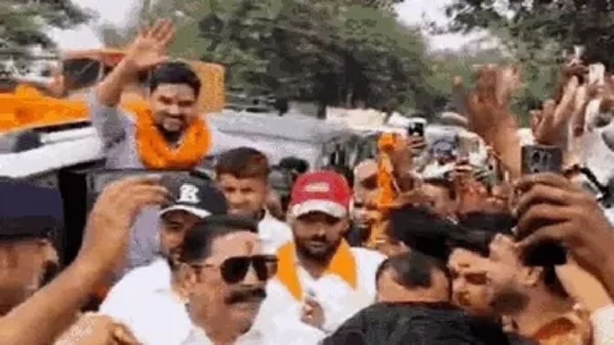मुख्यमंत्री के गृह जिले में अनंत सिंह का शक्ति प्रदर्शन, नीरज कुमार की राह में बढ़ीं सियासी चुनौतियां?