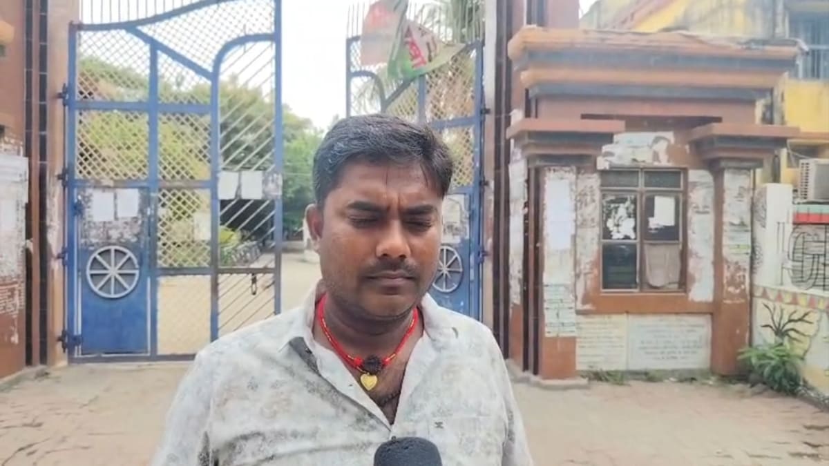 महिला कॉलेज में फर्जी एडमिट कार्ड का भंडाफोड़, 150 संदिग्ध दस्तावेज जब्त, छात्राओं से अवैध वसूली का आरोप