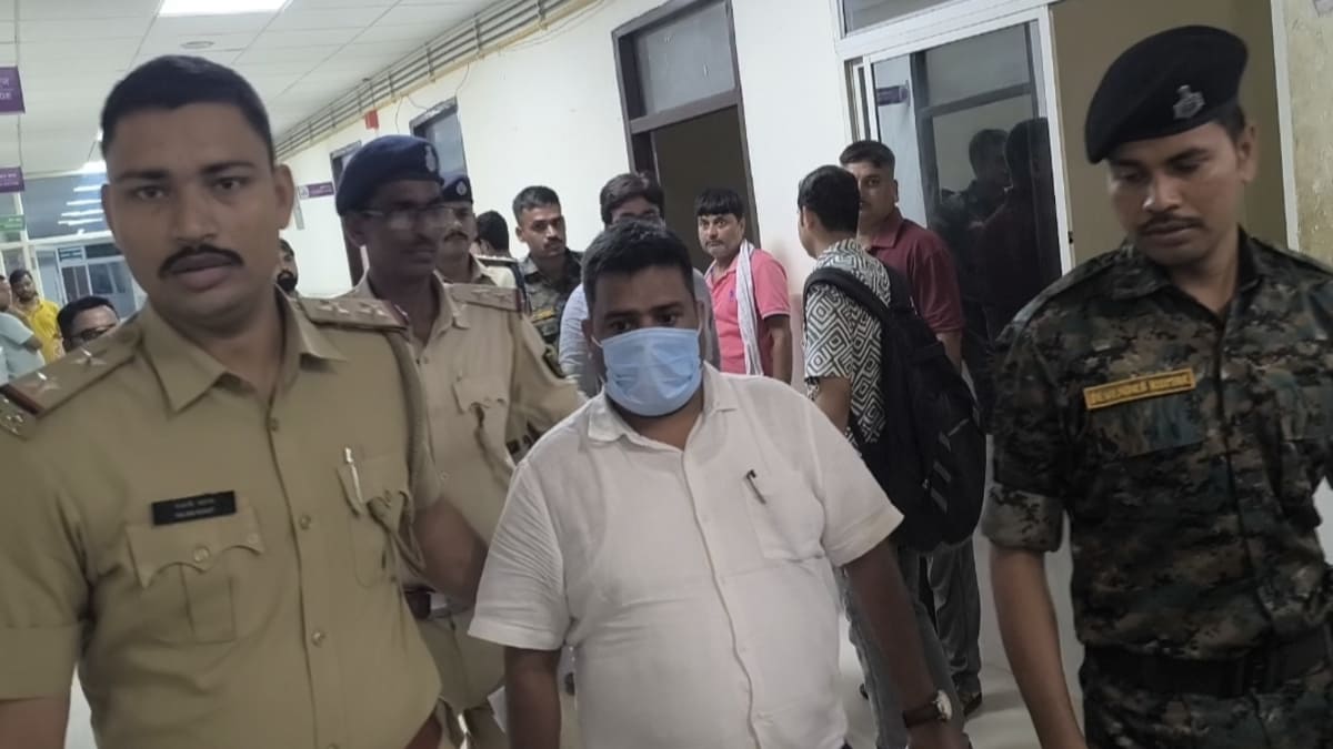 मुजफ्फरपुर में फर्जी केवाला से दाखिल-खारिज मामले में निलंबित CO और RO गिरफ्तार