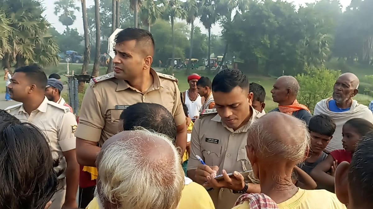 तेज रफ्तार वाहन की टक्कर से महिला की मौत, बिहटा-सरमेरा मुख्य मार्ग पर घंटों लगा रहा लंबा जाम