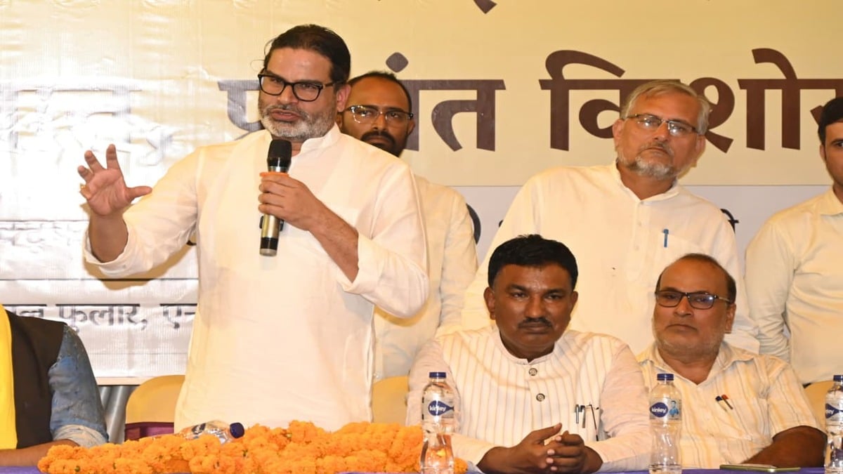 शिक्षकों के 7वें वेतनमान पर PK का बोले- सरकार ने नहीं दिया तो हलक से निकलवा लेंगे