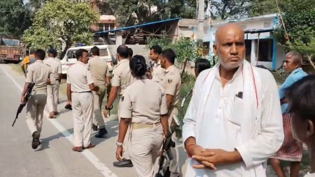 ​सारण में पूजा कर लौट रही महिला को ट्रक ने रौंदा, इलाज के दौरान मौत के बाद एनएच-331 जाम