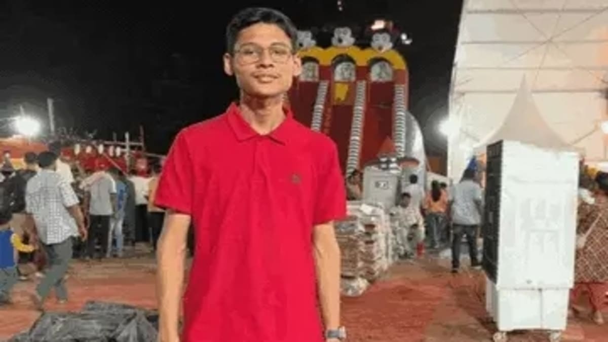 पटना के हॉस्टल में JEE छात्र की मौत, इंस्टाग्राम पर ब्लैकमेलिंग की बात आई सामने, UD केस दर्ज