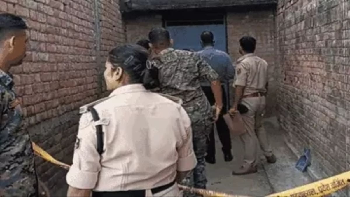 शादी के दबाव और धमकी से परेशान प्रेमी बना कातिल, कुल्हाड़ी से काटकर की गर्लफ्रेंड की हत्या