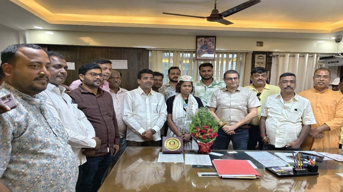 स्वच्छता अभियान को मिलेगी नई ऊर्जा, पर्वतारोही सबिता महतो बनेंगी सहरसा नगर निगम की ब्रांड एंबेसडर