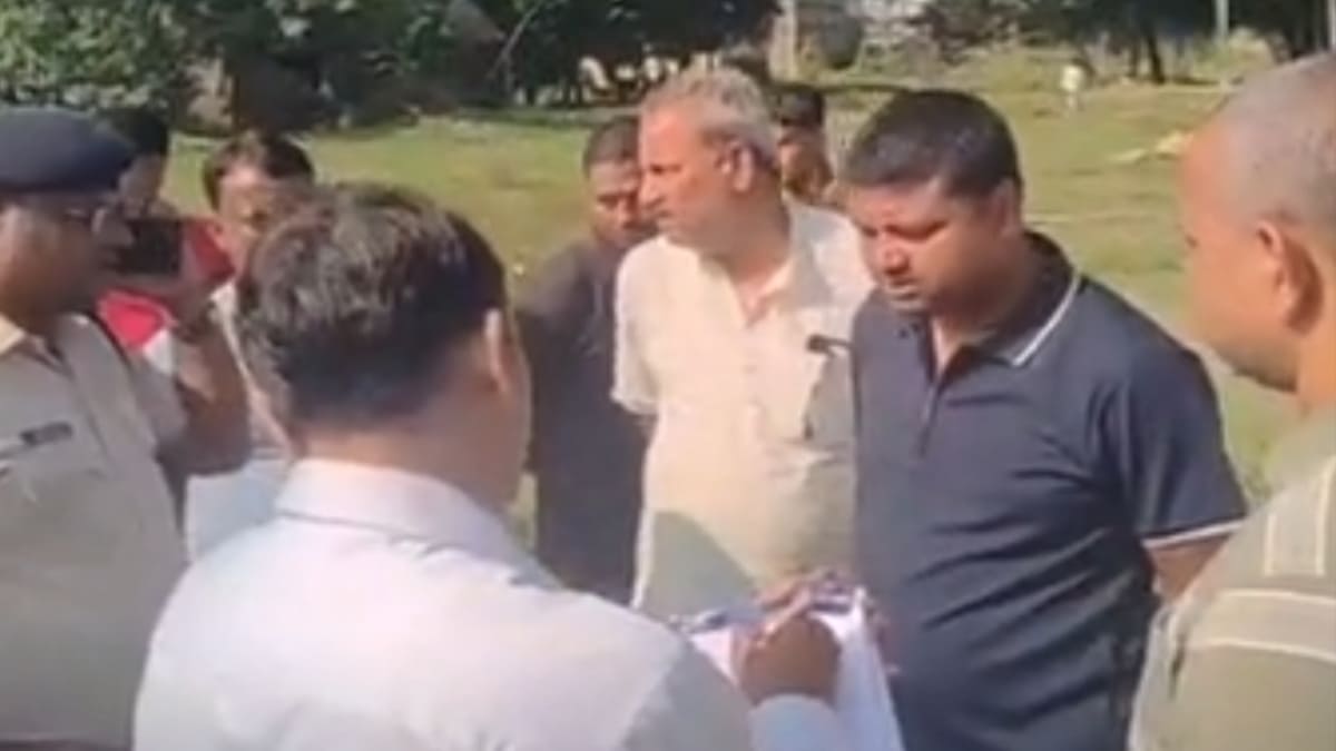 तिलयुगा नदी किनारे मिला युवक का शव, इलाके में फैली सनसनी, परिजनों का रो-रोकर बुरा हाल!