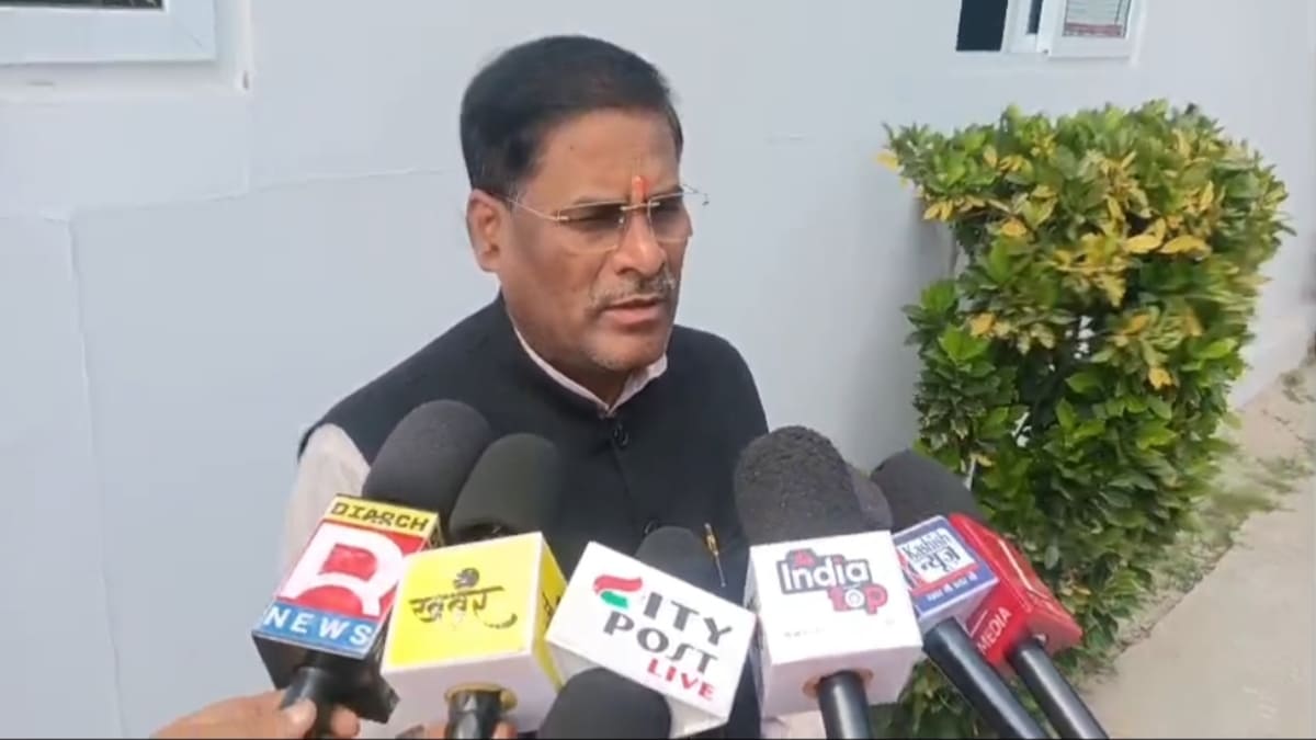 लाठी तंत्र वाले आज वोट चोरी का रोना रो रहे हैं… – मंत्री प्रमोद चंद्रवंशी का तेजस्वी पर कसा तंज