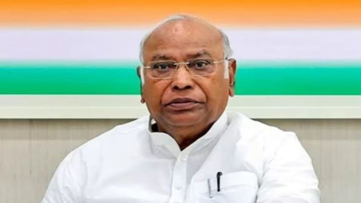 आज पटना पहुंचेंगे मल्लिकार्जुन खड़गे, श्रीकृष्ण सिंह की 139वीं जयंती पर होंगे शामिल