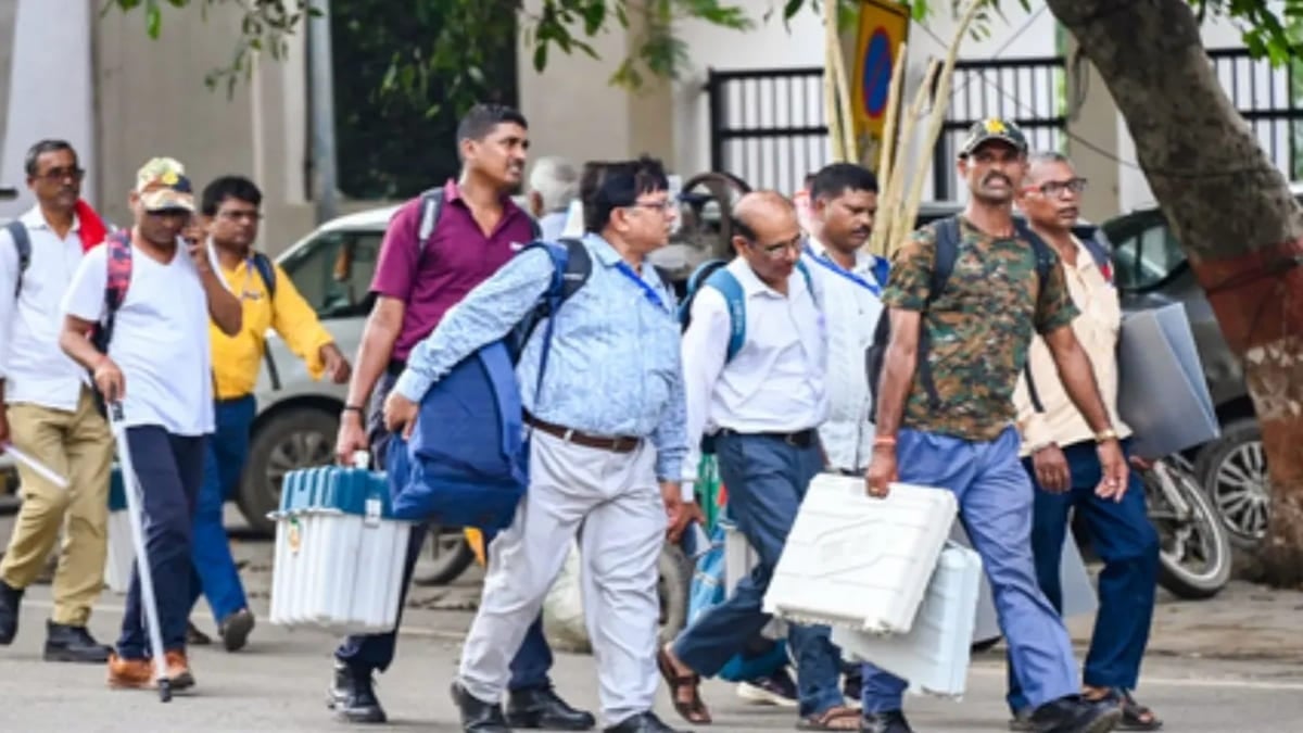 तिरहुत MLC चुनाव: MIT स्ट्रॉन्ग रूम में सील मतपेटियां की CCTV से पैनी नजर, 27 को होगी मतगणना