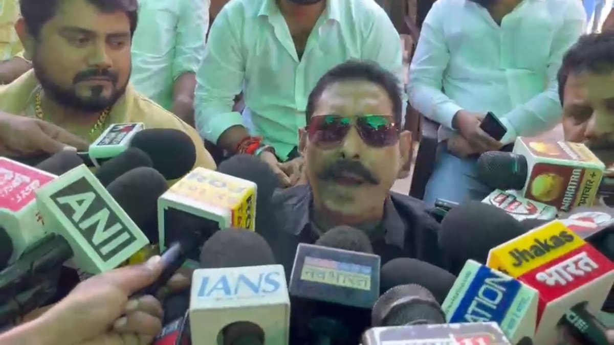 निष्कासन के बाद अनंत सिंह के बागी तेवर, किसी दल में नहीं जाएंगे, बनाएंगे खुद की पार्टी, नीतीश कुमार को बताया अच्छा इंसान