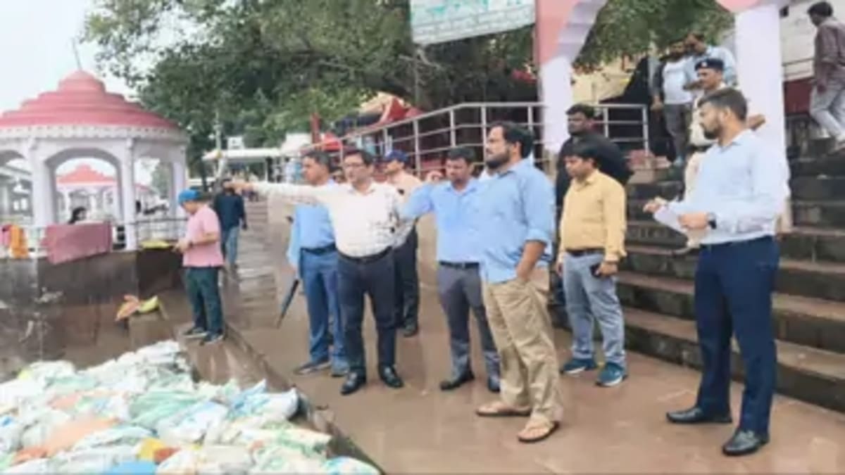 महापर्व छठ: 92 गंगा घाटों और तालाबों पर सजेंगे अर्घ्य के स्थल, पटना में तीन चरणों में महासफाई अभियान