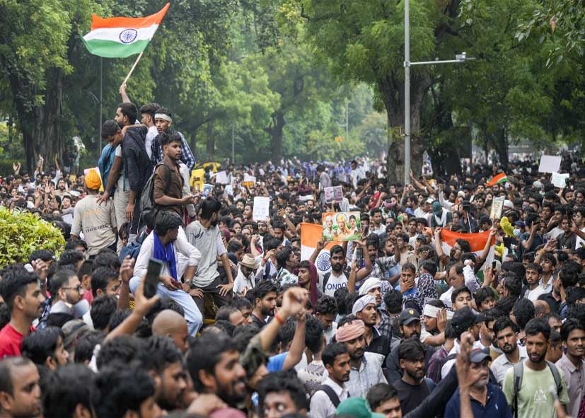 CJP Protest: दिल्ली में नहीं घुस पाएंगे ‘कॉकरोच’! केंद्र ने सभी राज्यों को दिए सख्त निर्देश