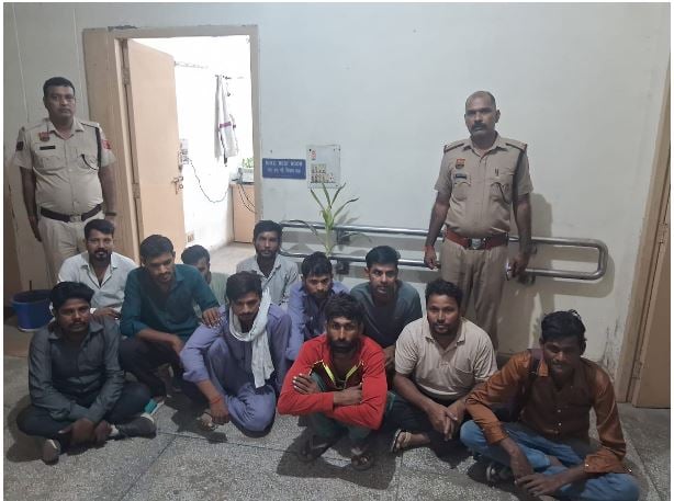 गुरुग्राम में सार्वजनिक जगहों पर शराबखोरी करने वालों पर पुलिस का शिकंजा, 71 लोग हिरासत में