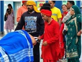 डेरे में अकेली थी साध्वी, सिर पर ताबड़तोड़ वार कर भागे हमलावर; खून से लथपथ मिलीं