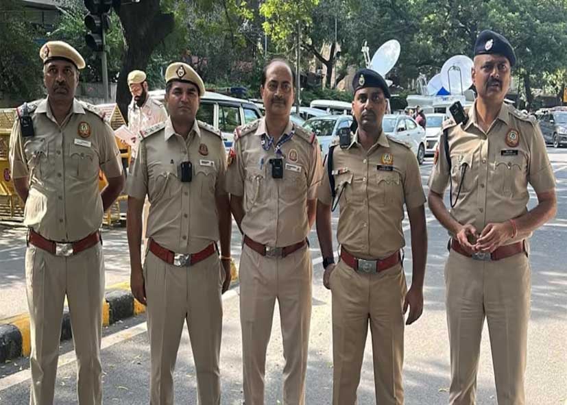 INDIA ब्लॉक के प्रदर्शन में बॉडी कैमरे के साथ उतरी दिल्ली पुलिस, CJP प्रोटेस्ट के बाद लिया फैसला