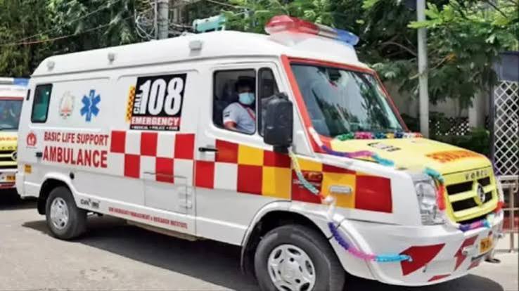 Jharkhand 108 Ambulance Workers: छठ तक टली 108 एंबुलेंस कर्मियों की हड़ताल, 18 नवंबर से अनिश्चितकालीन आंदोलन की चेतावनी