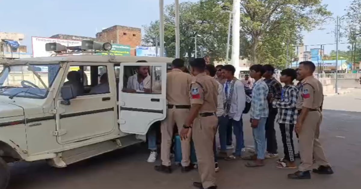 दिल्ली कूच से पहले NSUI पर पुलिस की कार्रवाई! अनूपपुर में जिलाध्यक्ष समेत कई कार्यकर्ता हिरासत में