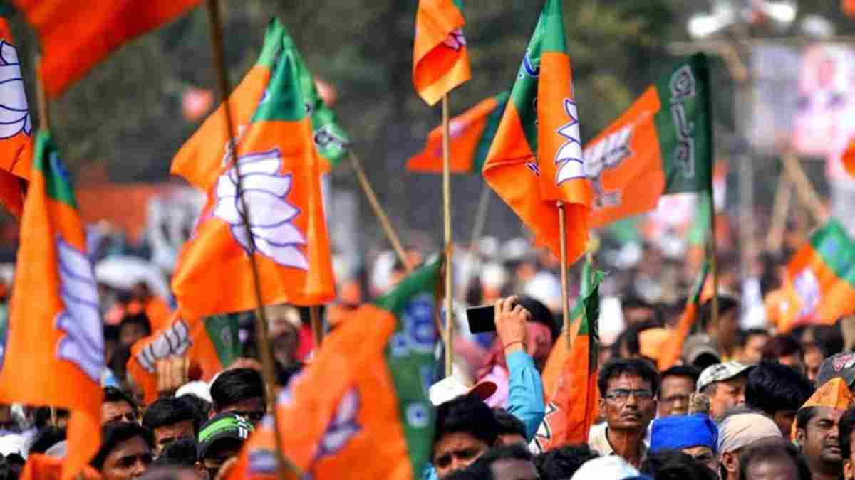 दीपावली से पहले भाजपा की पदयात्रा पर कांग्रेस का ऐतराज: 5 करोड़ रुपए के कारोबार पर असर की आशंका! त्योहार के बाद आयोजन की मांग