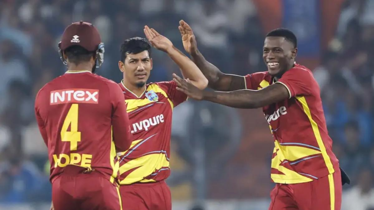 IND vs WI 4th T20I: वेस्टइंडीज ने भारत को 24 रन से हराया, संजू की फिफ्टी बेकार, कीमो पॉल ने झटके 5 विकेट, सीरीज 2-2 से बराबर