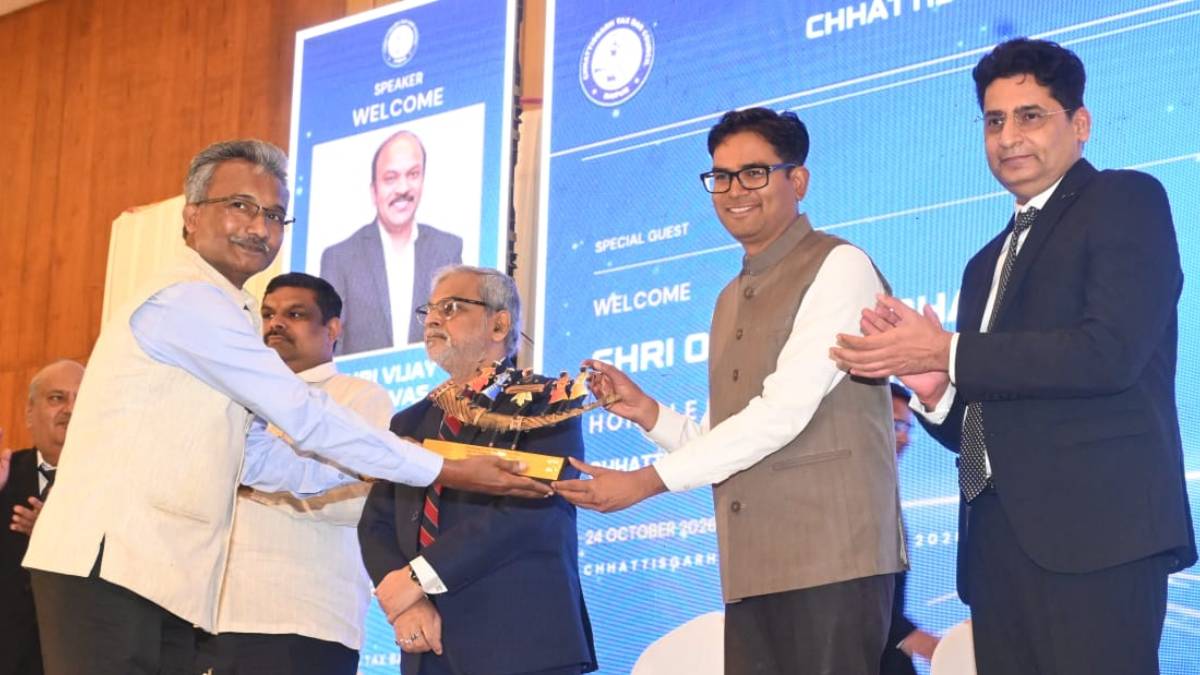 छत्तीसगढ़ टैक्स टेक समिट 2026: वित्त मंत्री ओपी चौधरी ने की बार रूम की घोषणा, GST सुविधाओं के विकास पर हुई विस्तृत चर्चा