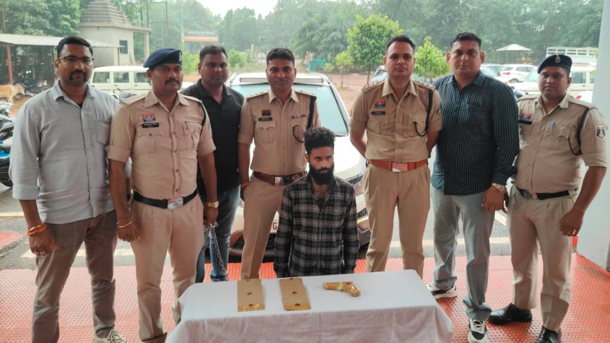 ANTF की बड़ी कार्रवाई: नया बस स्टैंड के पास कार से हेरोइन और देशी पिस्टल बरामद, 11.83 लाख की सामग्री जब्त, एक आरोपी गिरफ्तार