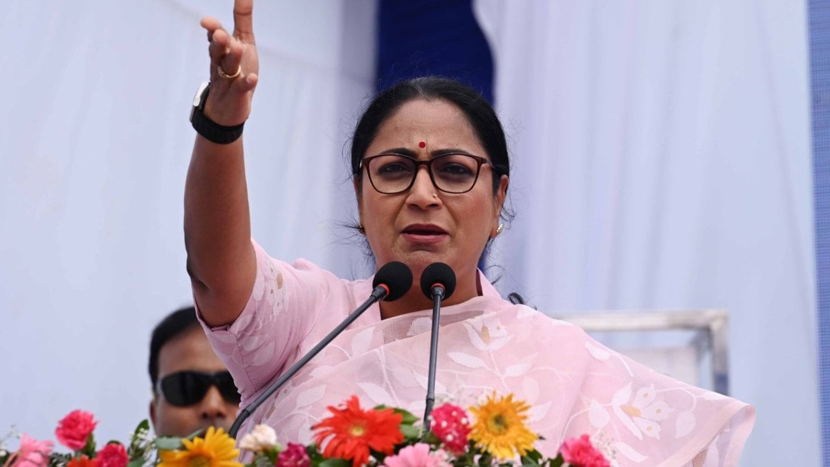 ‘क्या बोलती हूं, क्या पहनती हूं…’, हर एक राम को मारना होगा वाले वीडियो पर बोलीं दिल्ली सीएम रेखा गुप्ता