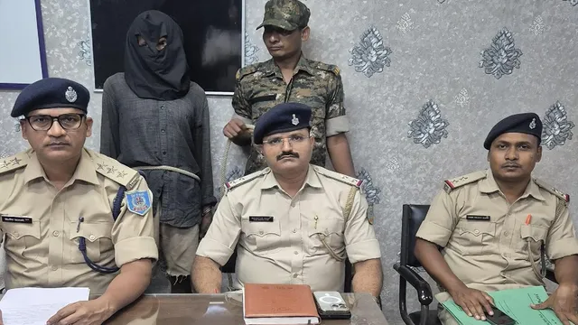 Dumka Crime: खाना नहीं बनाने पर पिता ने 16 साल के बेटे की गला दबाकर हत्या, गमछा बरामद