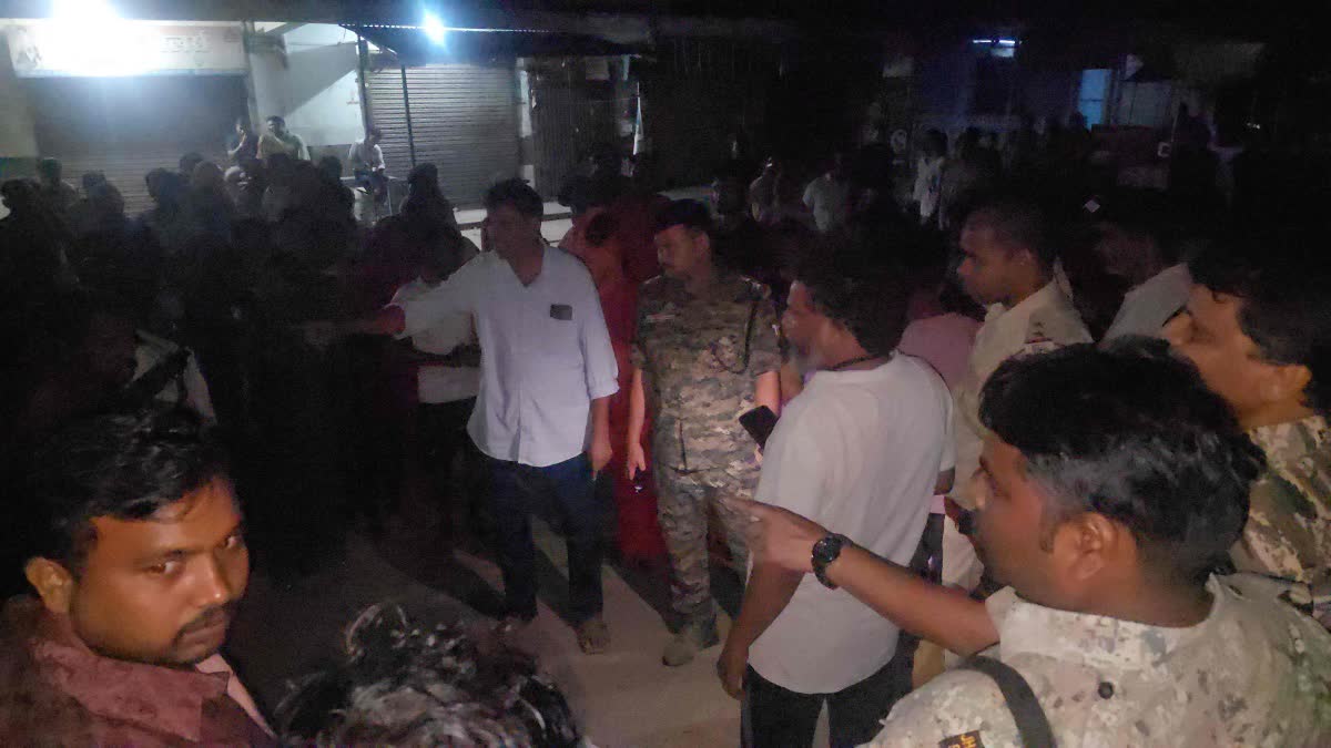 Giridih Accident: दोस्त का बर्थडे मनाकर लौट रहे दो युवकों की दर्दनाक मौत, हादसे के बाद गिरिडीह-रांची रोड जाम
