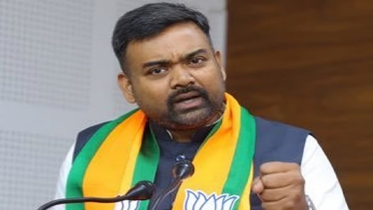 ‘रेजीम चेंज करना है, तो चुनाव लड़िए’, प्रशांत भूषण के बयान पर BJP प्रवक्ता गुरु प्रकाश का पलटवार