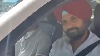 इस्तीफे के बाद 10 जनपथ पहुंचे राजा वड़िंग, राहुल गांधी से मुलाकात पर टिकी नजरें; नए पंजाब कांग्रेस अध्यक्ष पर मंथन