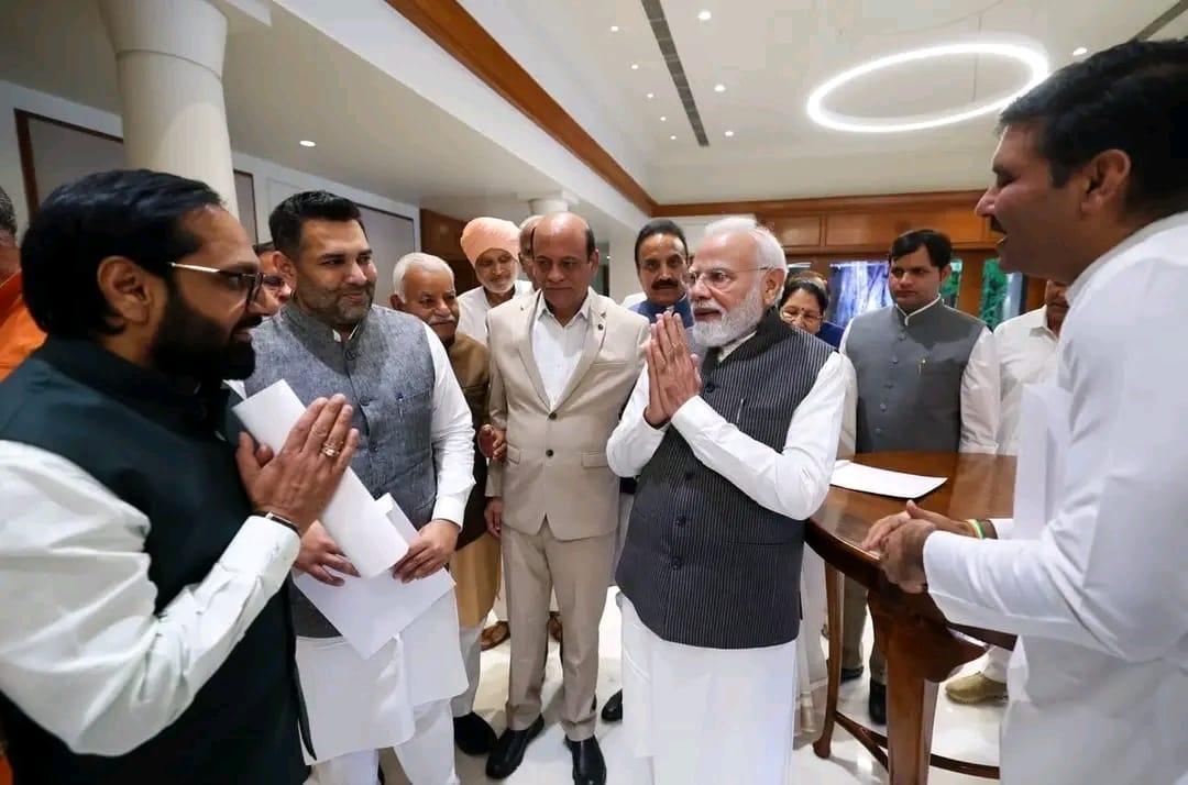 PM मोदी के सामने हरियाणा के 48 विधायक, बंद कमरे में हुई बड़ी बैठक; जानिए किन मुद्दों पर हुआ मंथन