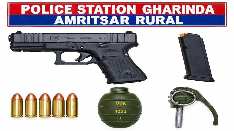 अमृतसर में ISI समर्थित हथियार नेटवर्क पर पुलिस का शिकंजा, 3 आरोपी गिरफ्तार; पिस्तौल और हैंड ग्रेनेड बरामद