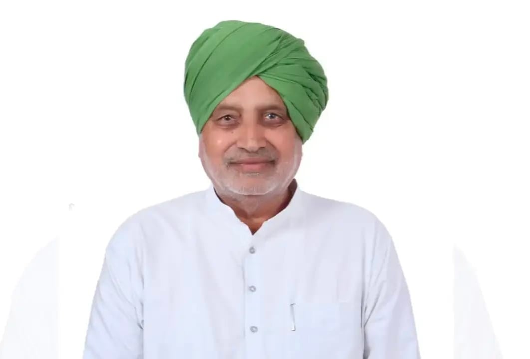 मंडियों में किसान परेशान, कृषि मंत्री का दावा- धान खरीद के पुख्ता इंतजाम