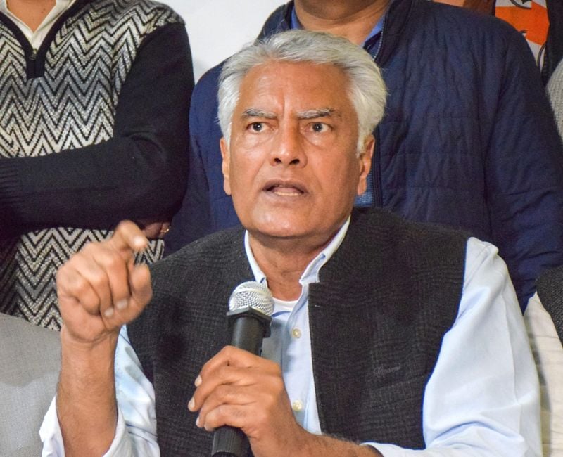 पंजाब में कानून-व्यवस्था पर BJP का हमला, सुनील जाखड़ ने राज्यपाल से की आचार संहिता लागू करने की मांग