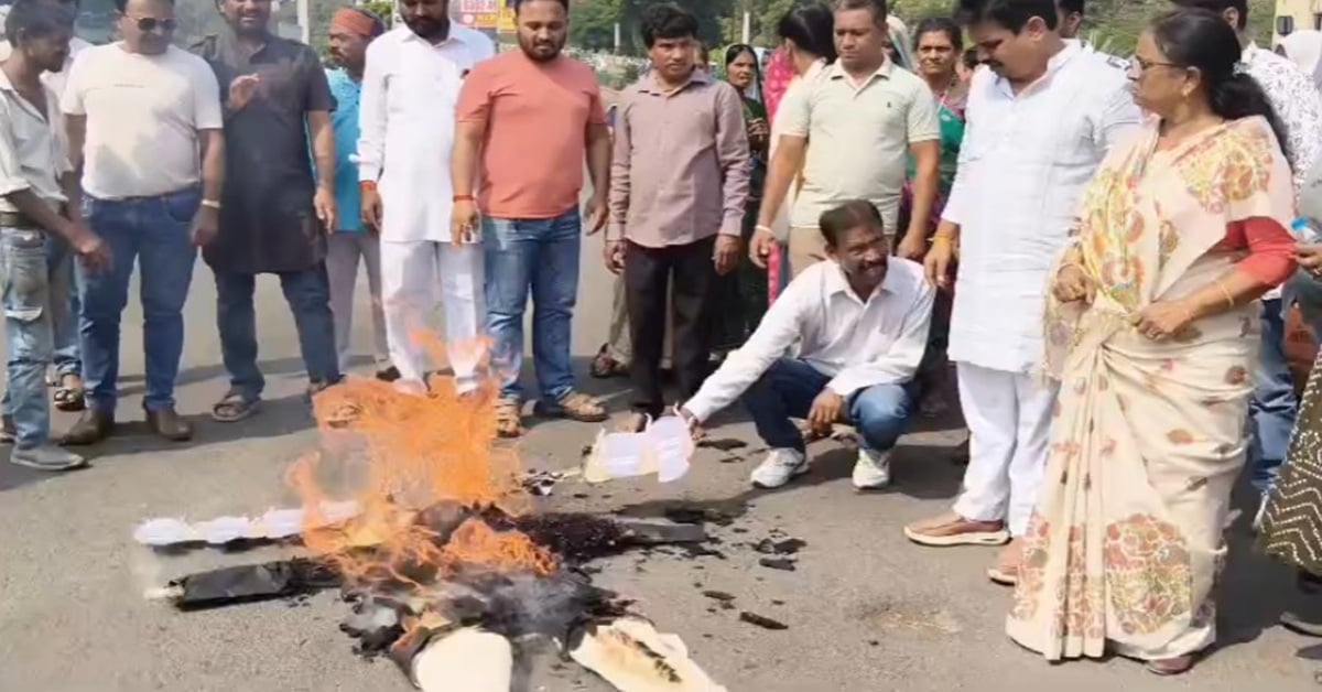 रावण से पहले इंदौर में ‘मित्रासुर’ का दहन! आखिर किसका था ये पुतला, जानें पूरा मामला?