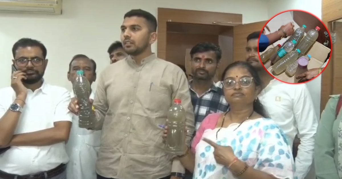 अधिकारियों को ‘गंदे पानी का तोहफा’: इंदौर में कांग्रेस ने खोला मोर्चा, कहा- सुनवाई नहीं हुई तो होगा बड़ा आंदोलन